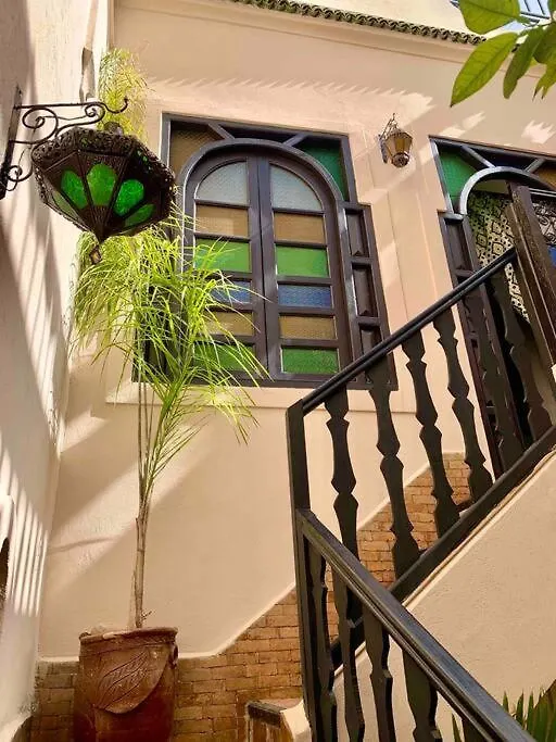 Riad 4 Chambres Avec Piscine Et Petit Dejeuner Marrakesh
