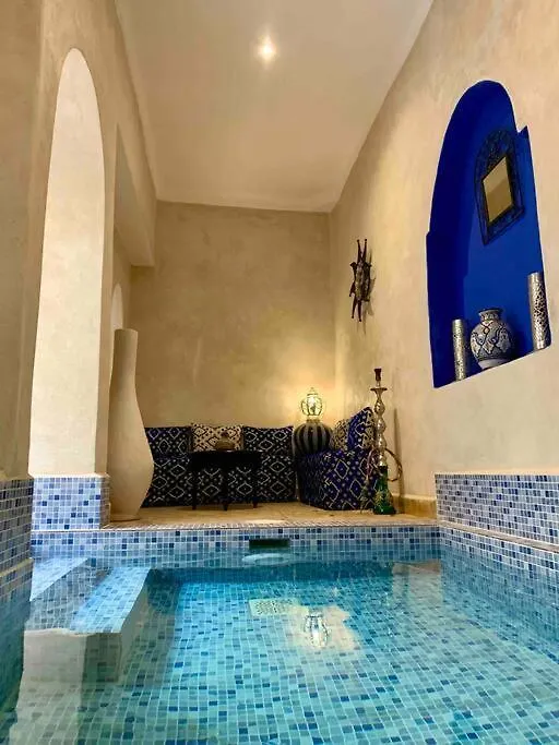 Villa Riad 4 Chambres Avec Piscine Et Petit Dejeuner Marrakesh Marokko