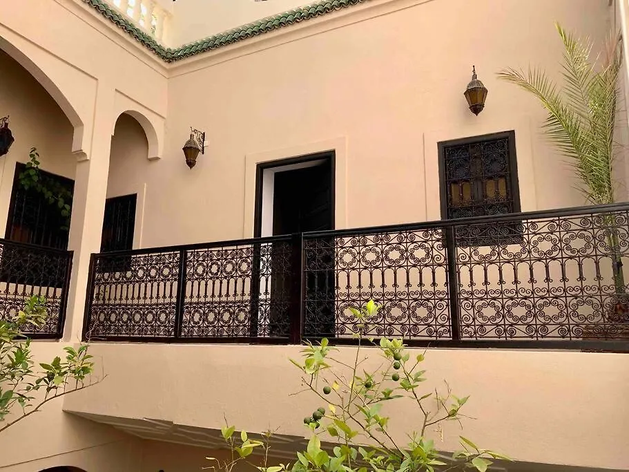 Villa Riad 4 Chambres Avec Piscine Et Petit Dejeuner Marrakesh Marokko