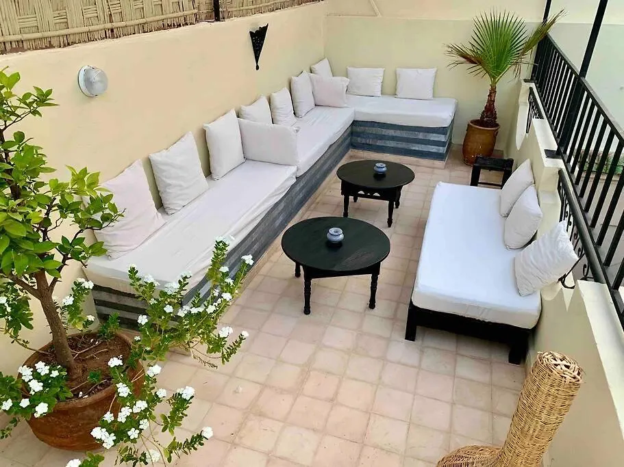 Riad 4 Chambres Avec Piscine Et Petit Dejeuner Marrakesh 0*,