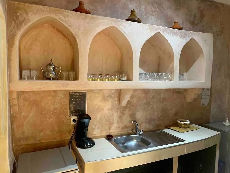 Riad 4 Chambres Avec Piscine Et Petit Dejeuner Marrakesh