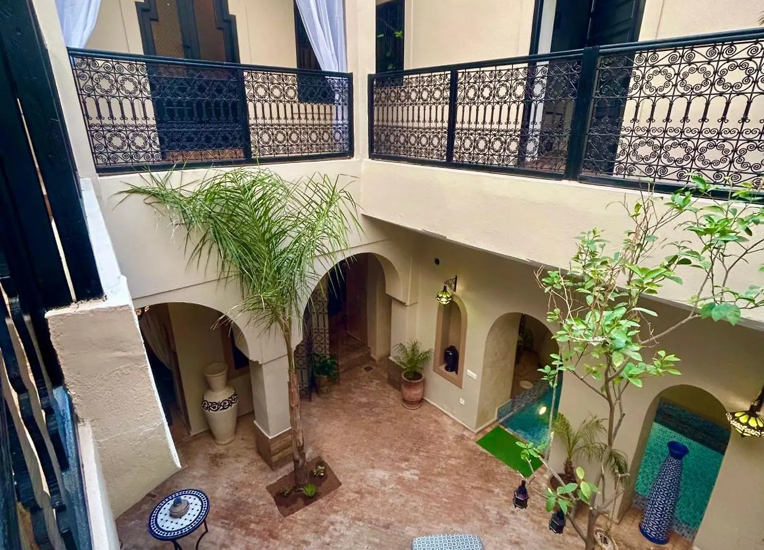 Riad 4 Chambres Avec Piscine Et Petit Dejeuner Marrakesh